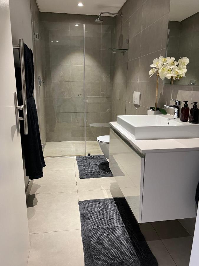 Greenpoint Designer Apartment Near Stadium & Waterfront ケープタウン エクステリア 写真