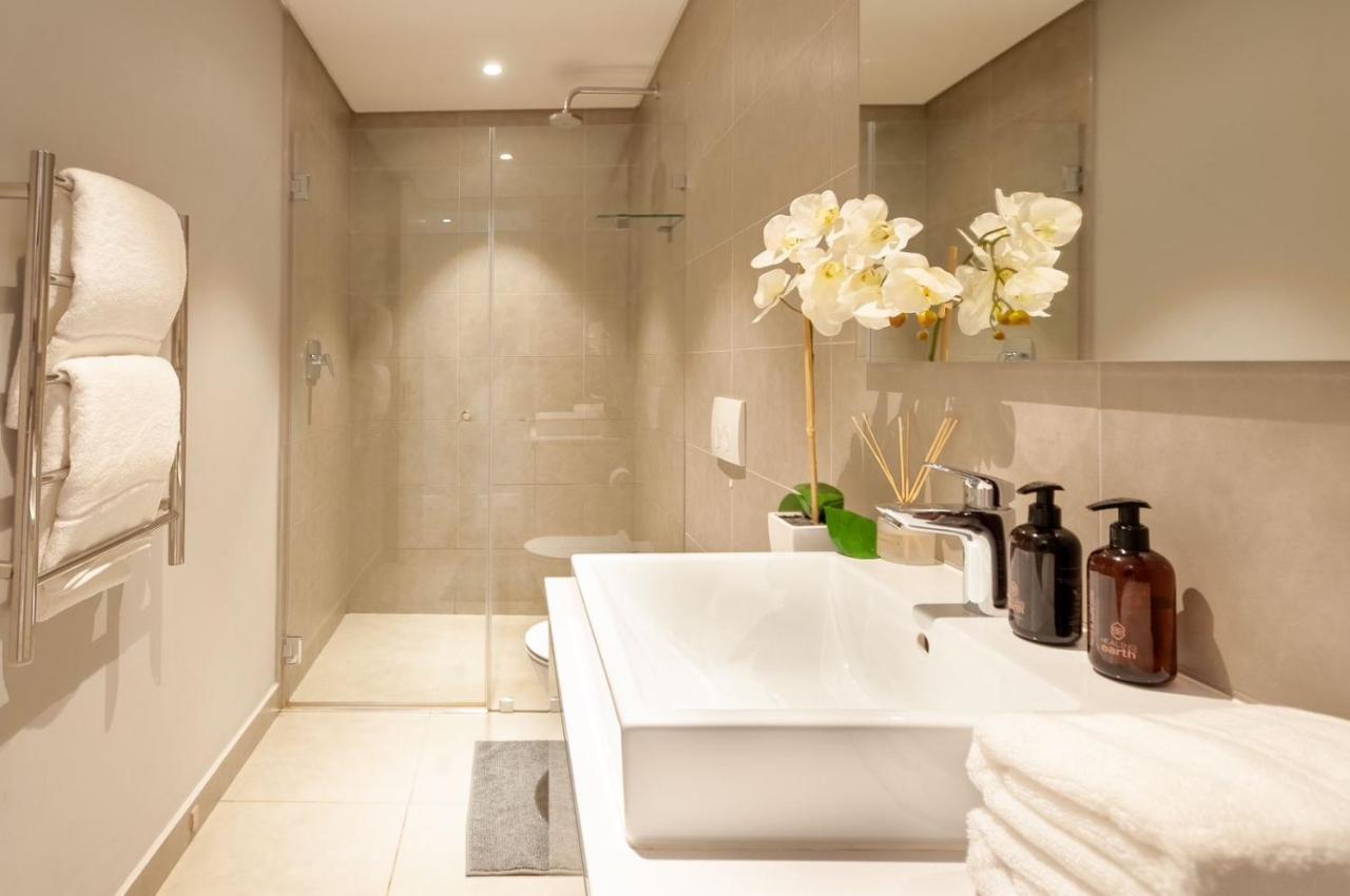 Greenpoint Designer Apartment Near Stadium & Waterfront ケープタウン エクステリア 写真