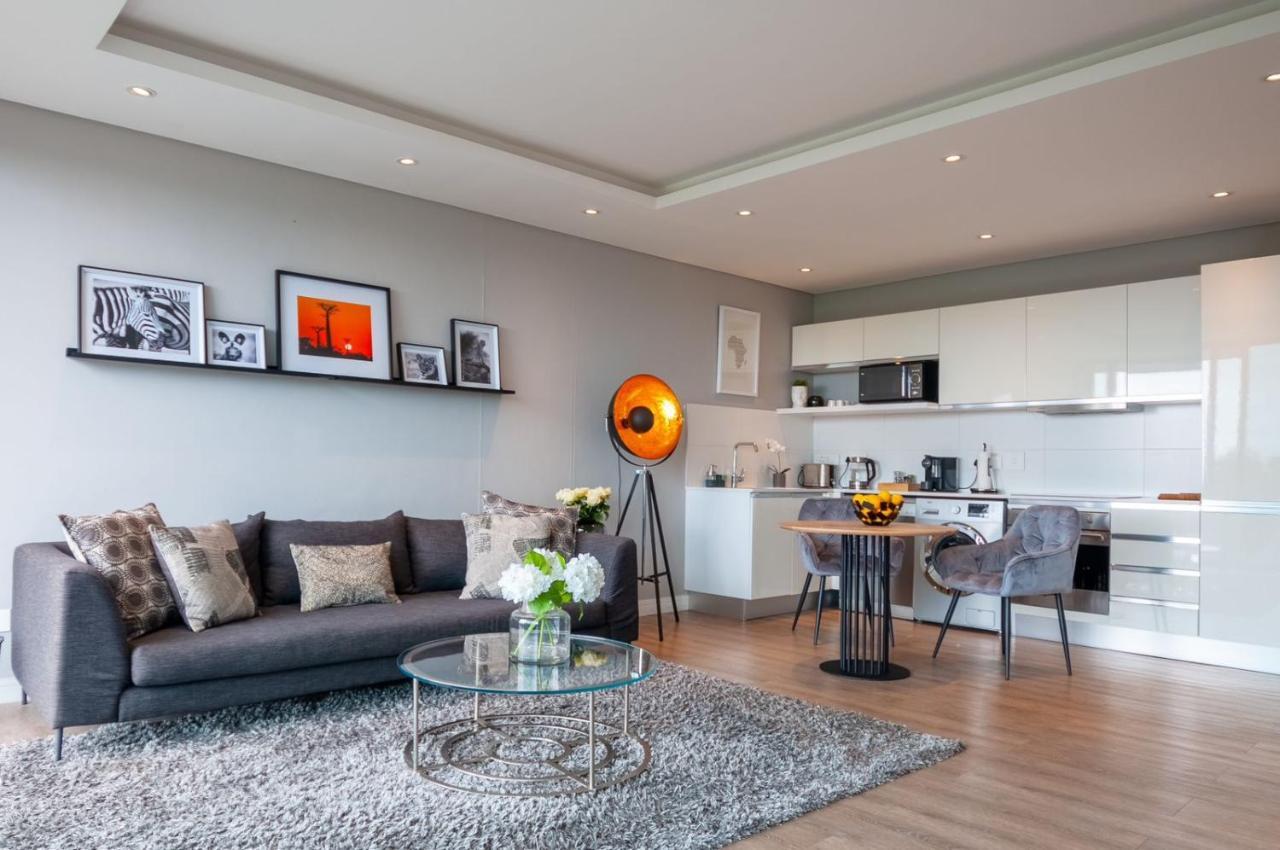 Greenpoint Designer Apartment Near Stadium & Waterfront ケープタウン エクステリア 写真
